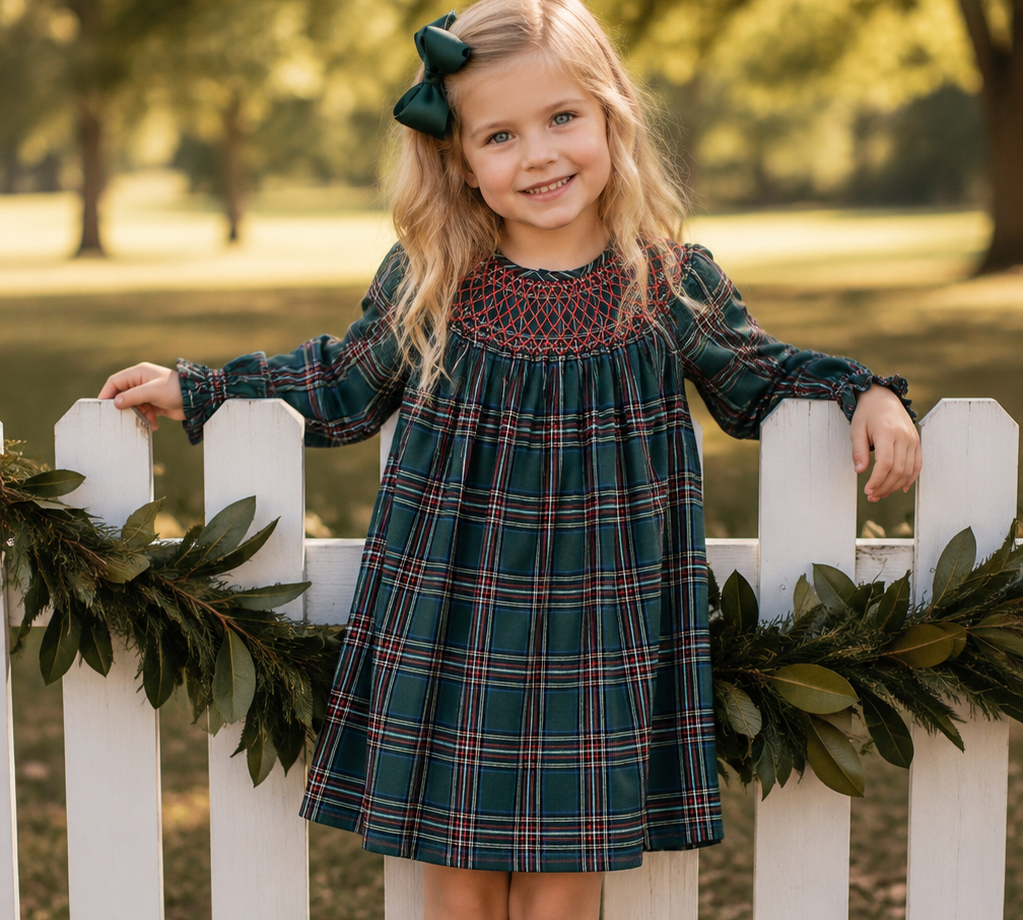 Traditional Christmas Outfits for Kids: Timeless Holiday Style