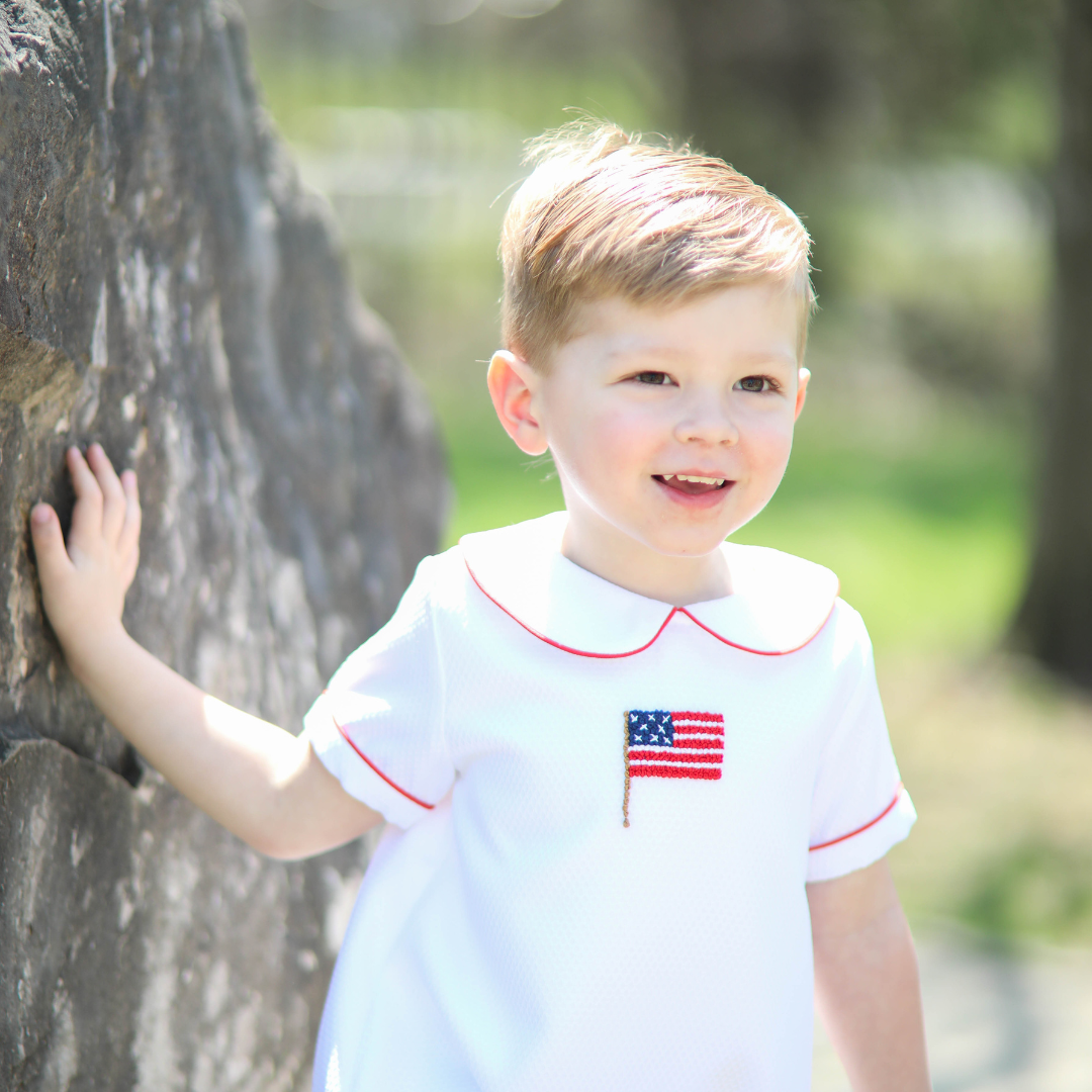 Boys Patriotic Honeycomb Flag Bubble