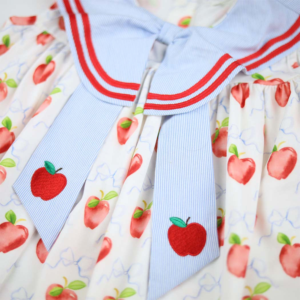 Apple_Bows_detail2_6a35f7a5-76de-40f5-9490-e0c3597f1544.jpg