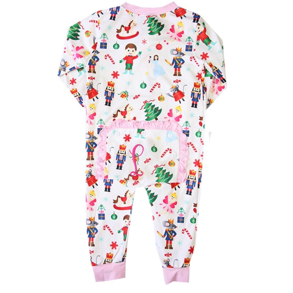 Toddlers Christmas loungewear that's great for gifts 